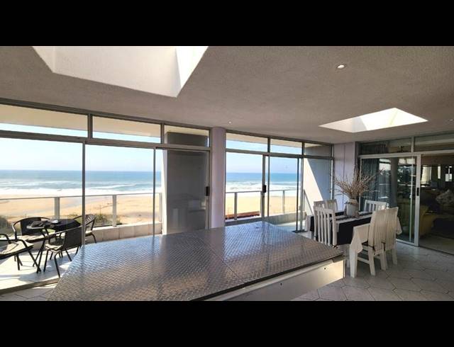 4 BEDROOM APARTMENT FOR SALE IN MARGATE BEACH